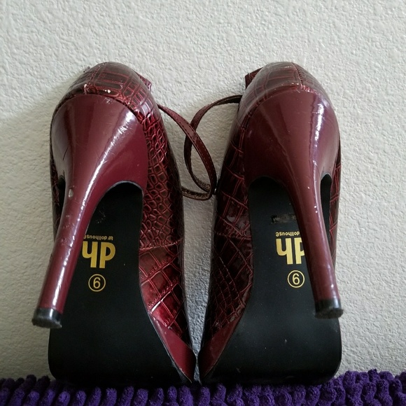 Dollhouse Stilettos - Picture 2 of 3